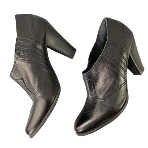 GIANNI BINI Black Leather Western Style Ankle Boot Bootie Heel, 9M